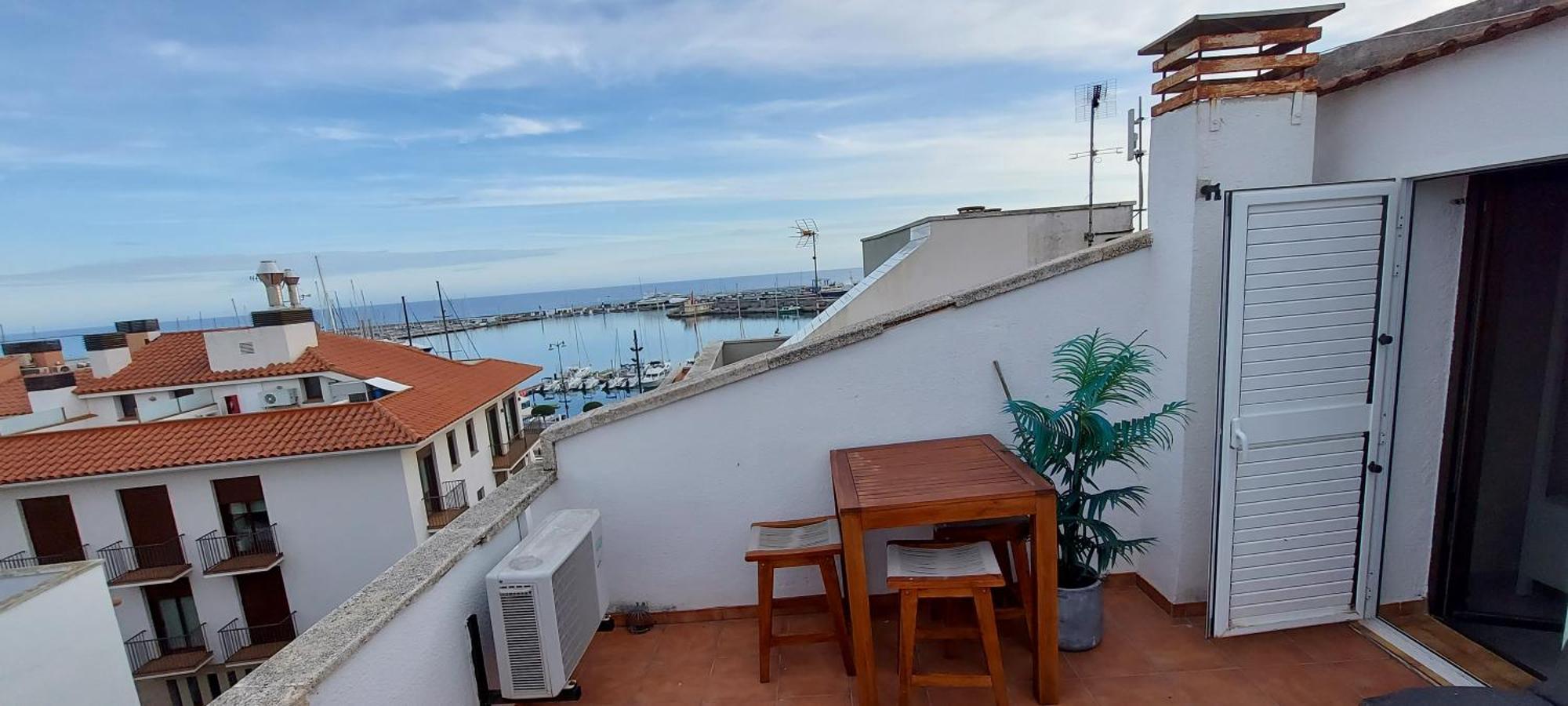 Atico Espacioso En El Mediterraneo Con Vistas Al Puerto De Cambrils Buitenkant foto